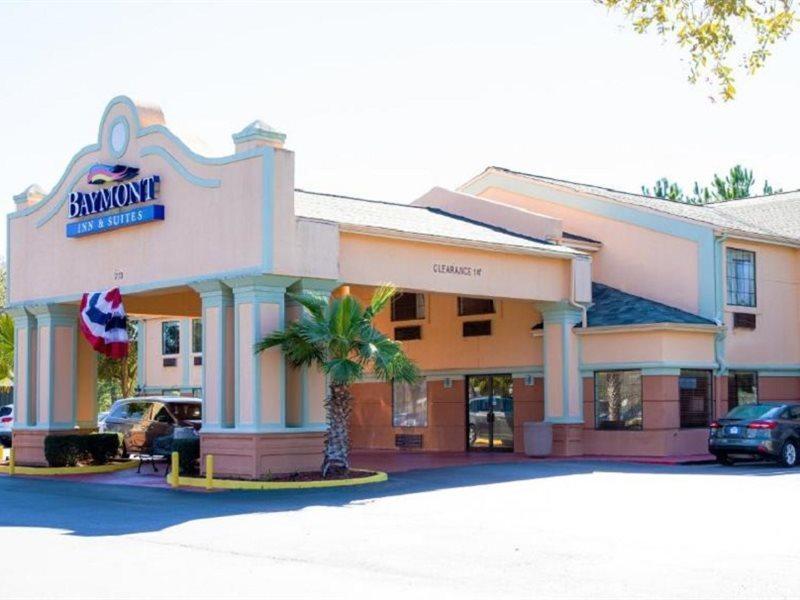 Baymont By Wyndham Hinesville Fort Stewart Area Bagian luar foto