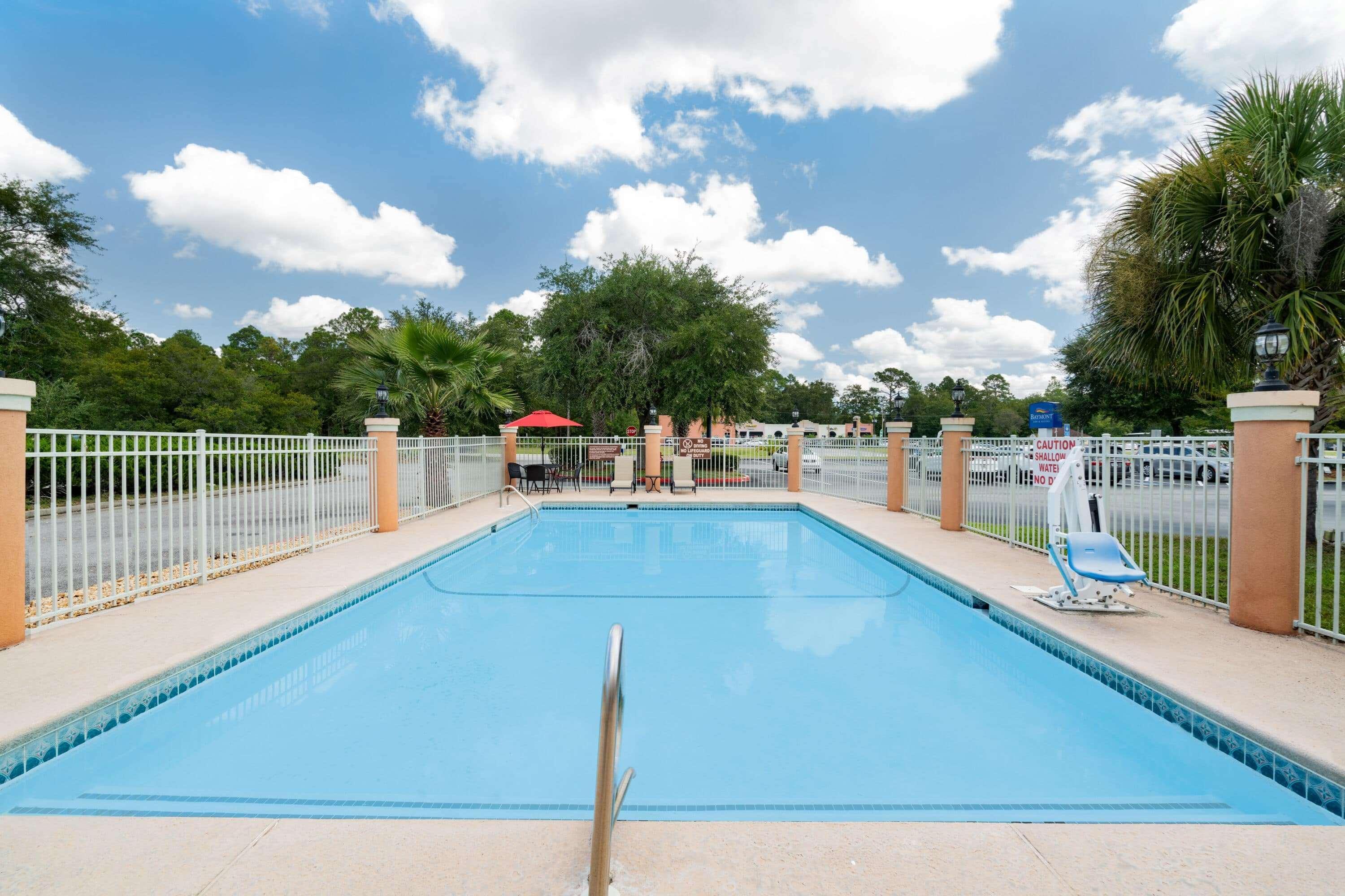 Baymont By Wyndham Hinesville Fort Stewart Area Bagian luar foto