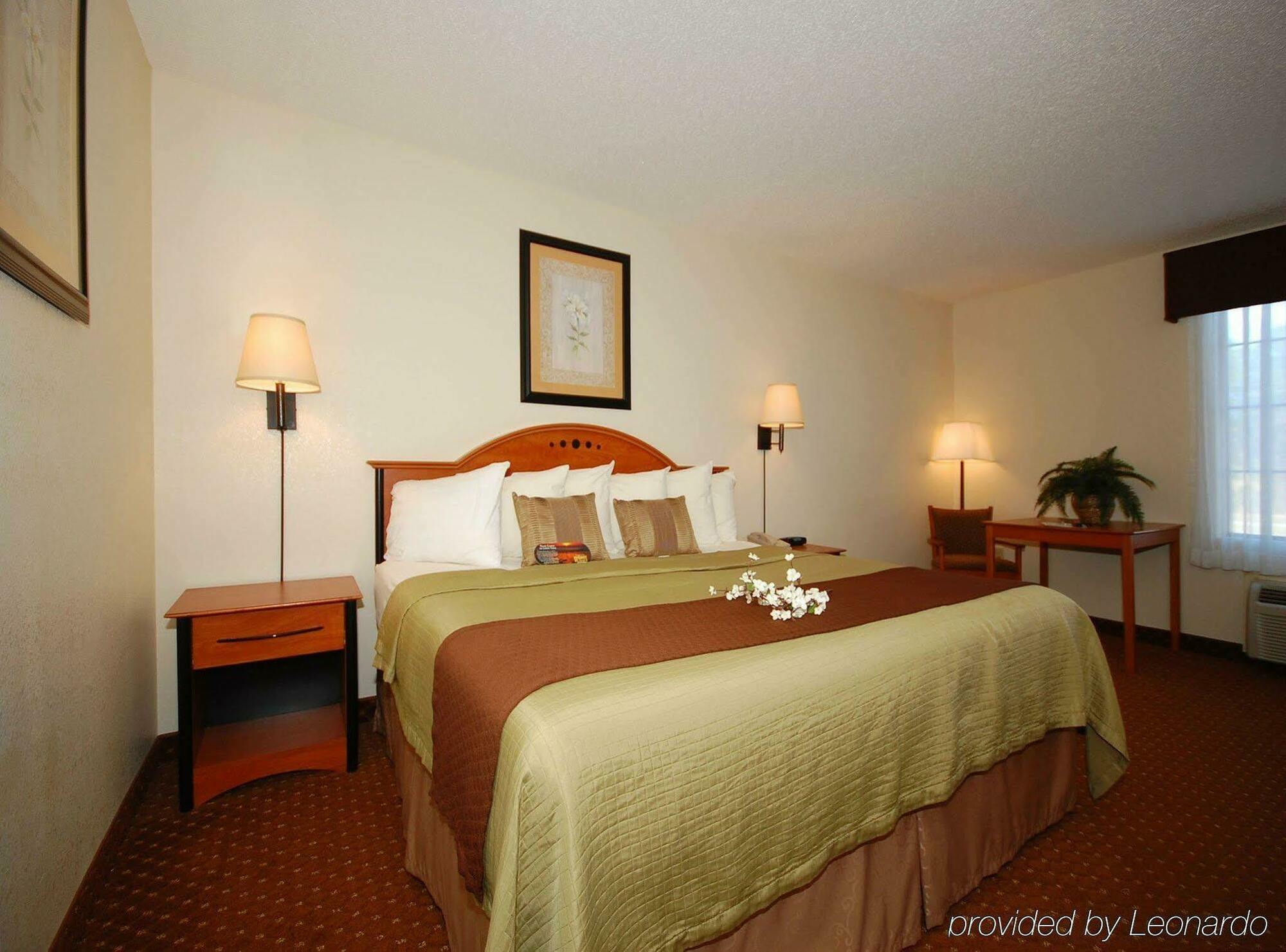 Baymont By Wyndham Hinesville Fort Stewart Area Ruang foto