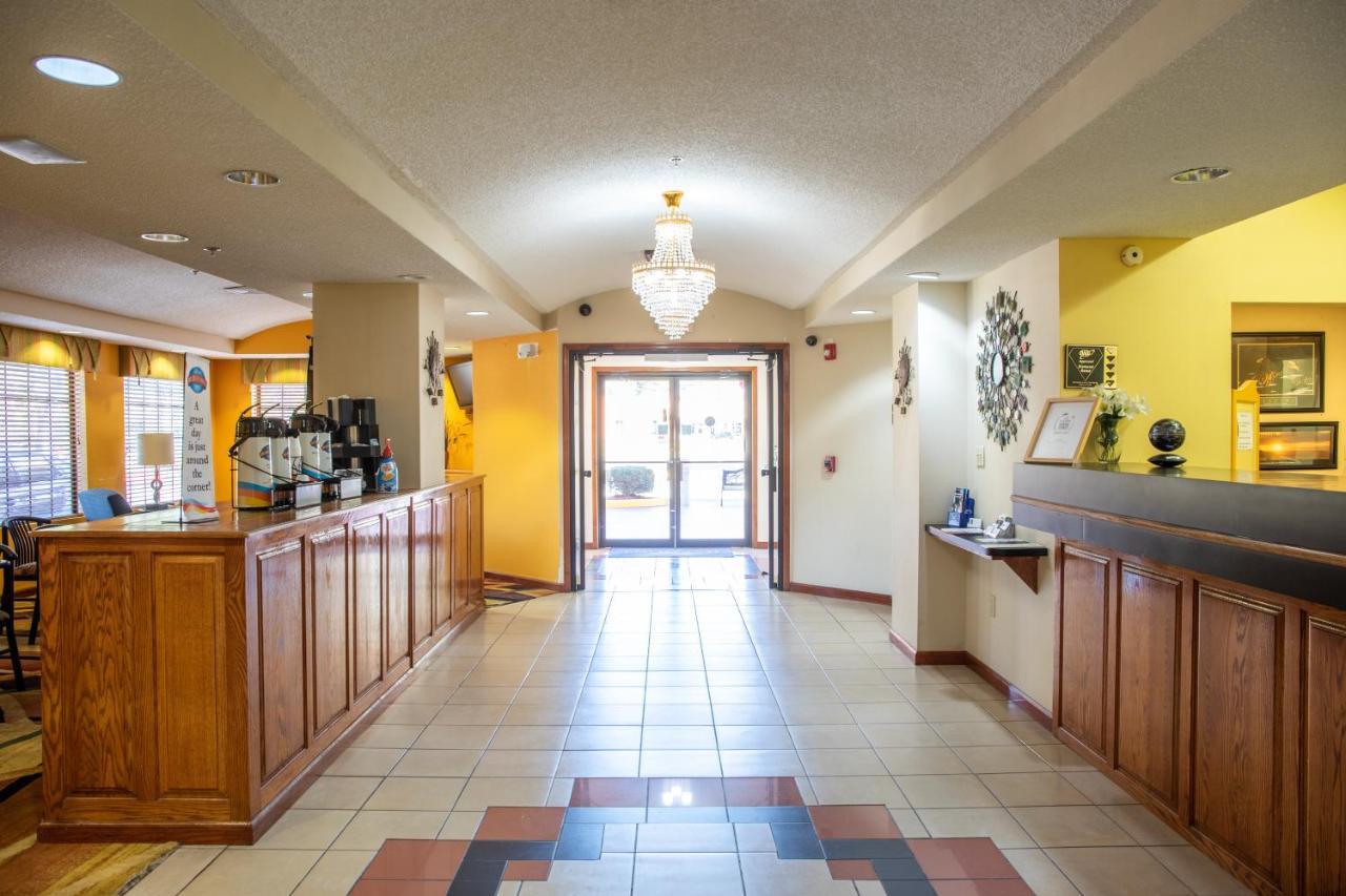 Baymont By Wyndham Hinesville Fort Stewart Area Bagian luar foto